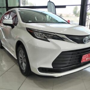 Toyota Sienna Hybrid 2021