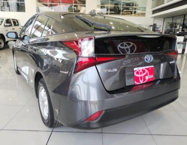 Toyota Prius 2020 - Image 4