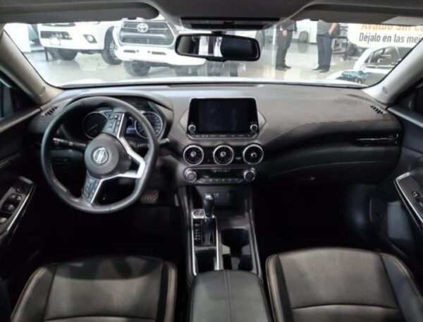Nissan Sentra 2022 - Image 9