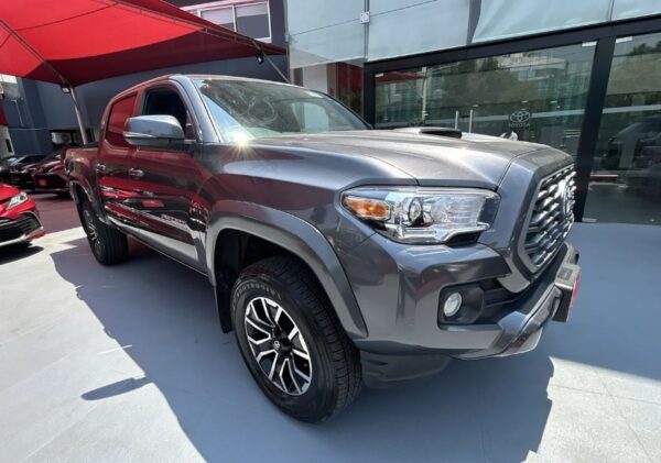 Toyota TACOMA 2022