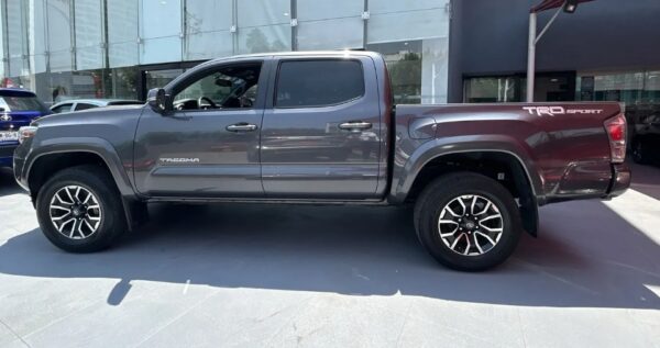 Toyota TACOMA 2022 - Image 4