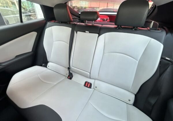 Toyota PRIUS 2017 - Image 11