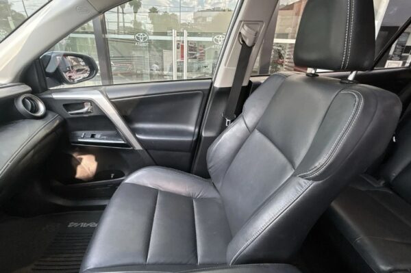 Toyota RAV4 2018 - Image 4