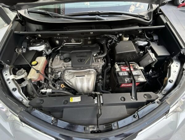 Toyota RAV4 2018 - Image 8