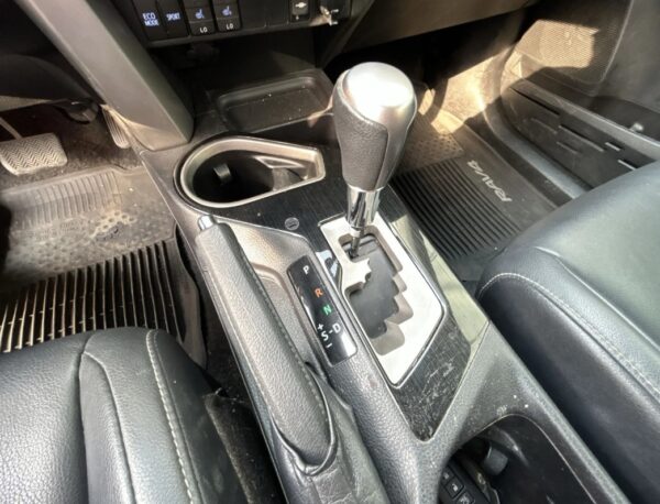 Toyota RAV4 2018 - Image 9